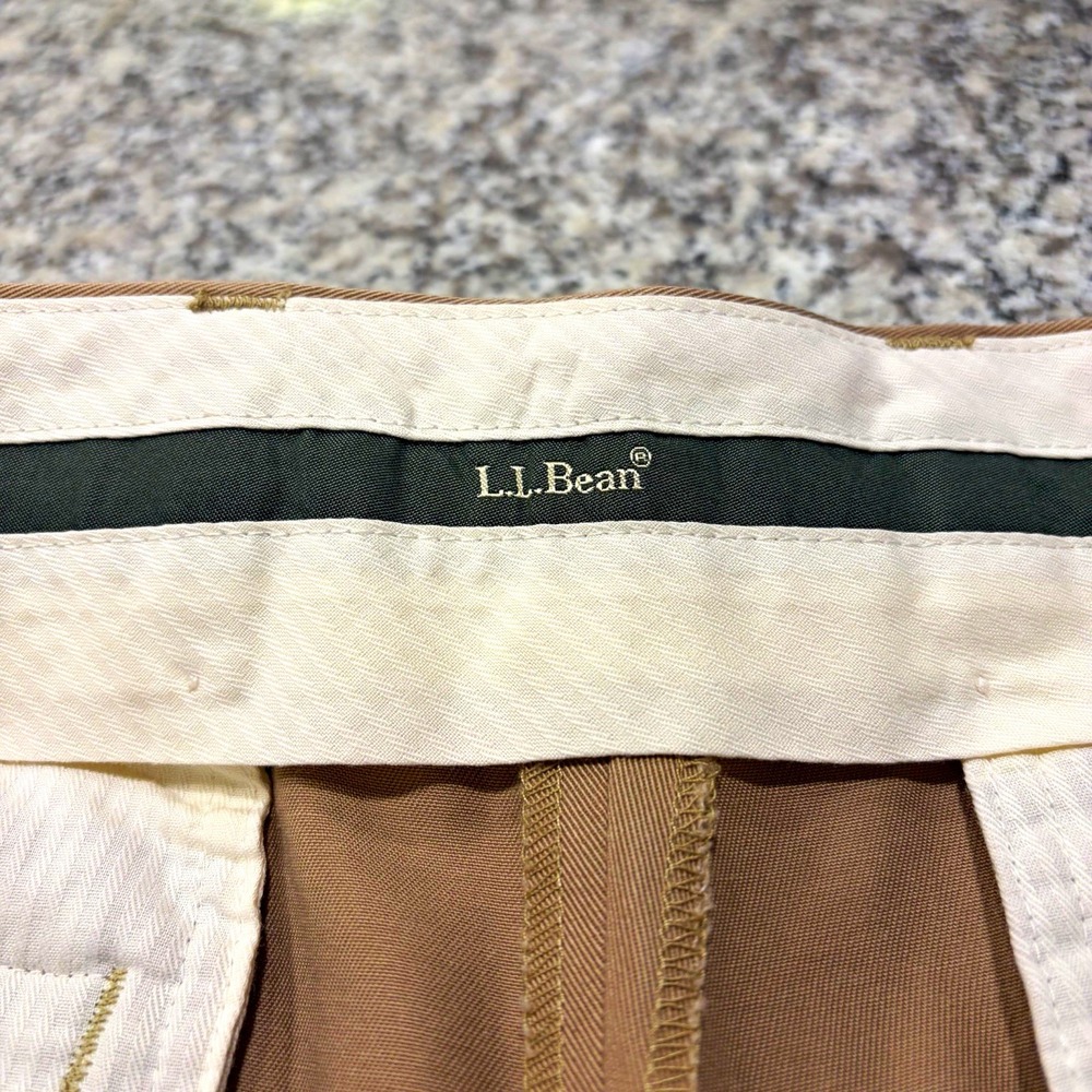 L.L. Bean Comfort Waist Pleated Chinos Mens 36x32 Khaki Tan Cotton Dress Pants